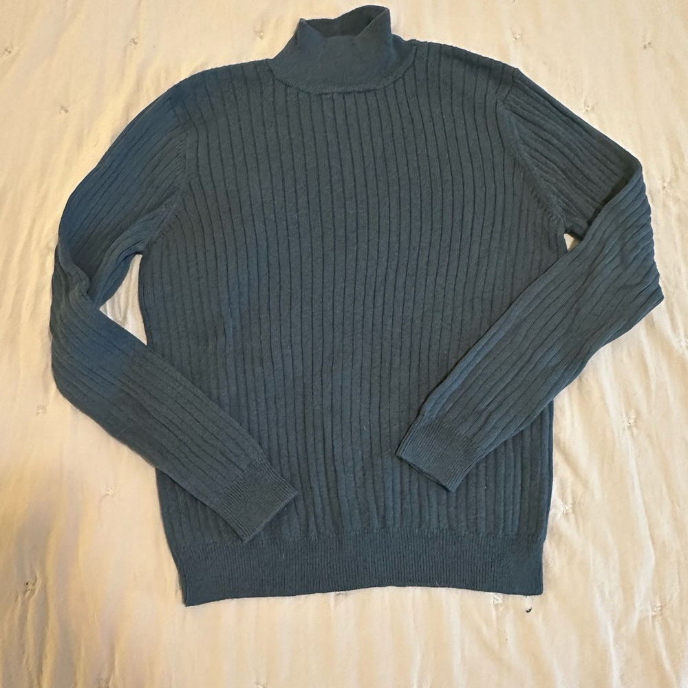 Ribbed sweater